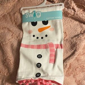 Swig Life Snowman Cotton Towel - White and Pink